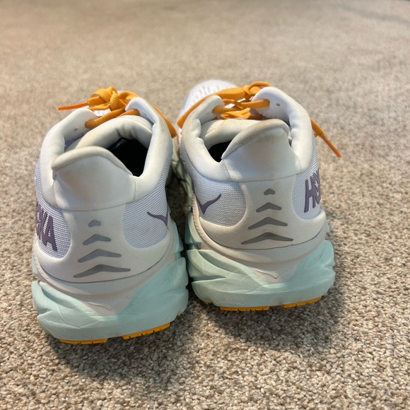 Woman’s Hokas - Picture 2 of 5